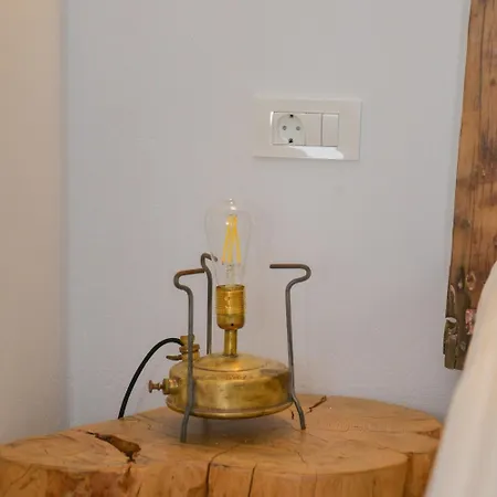 Dream On Milos アダマス