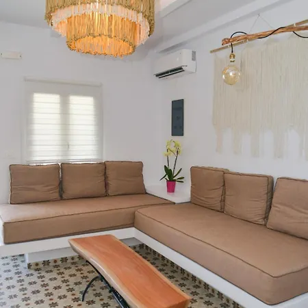 Dream On Milos * アダマス