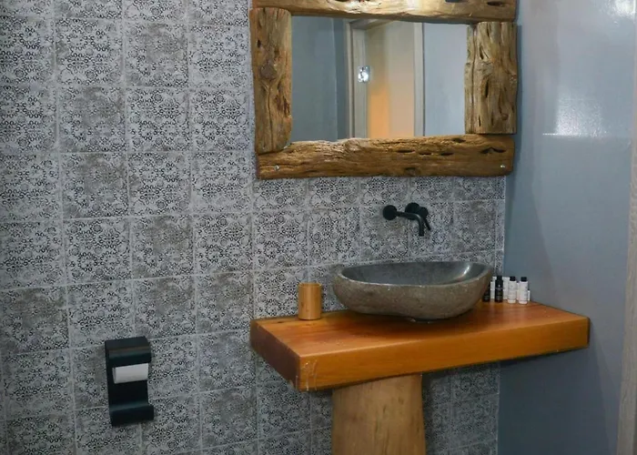 Dream On Milos * Adamantas (Milos)