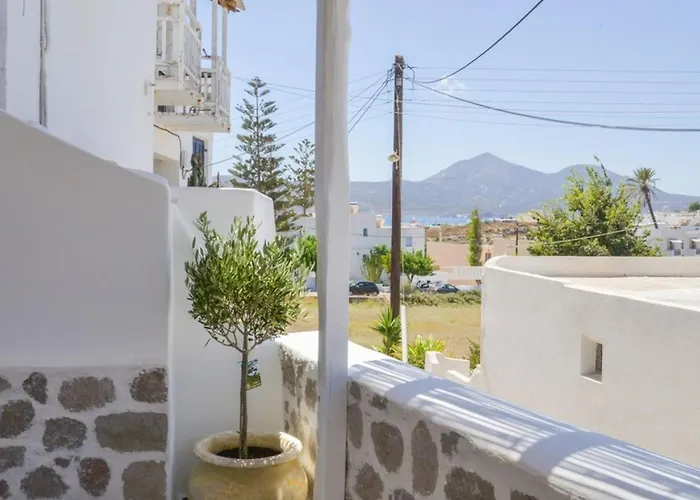 Dream On Milos * Adamantas