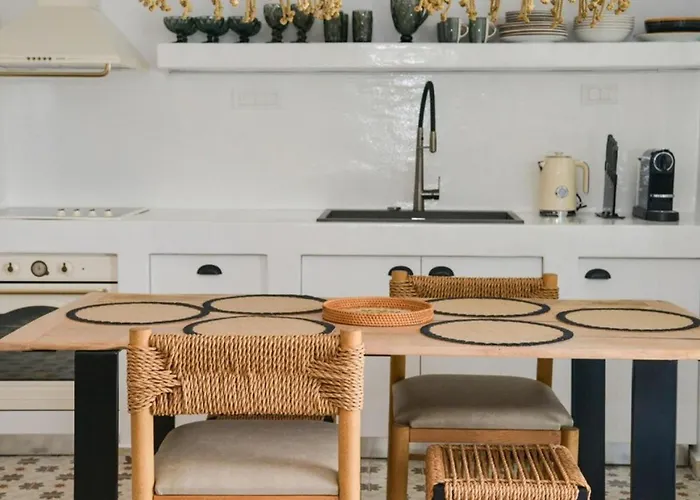 Dream On Milos Feriehus *